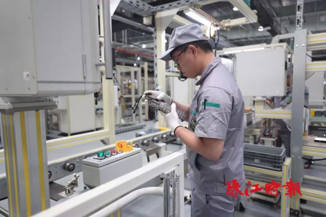 投資百億實現(xiàn)113秒下線一套混動系統(tǒng)，科力遠CHS佛山工廠投產(chǎn)推動技術(shù)普及